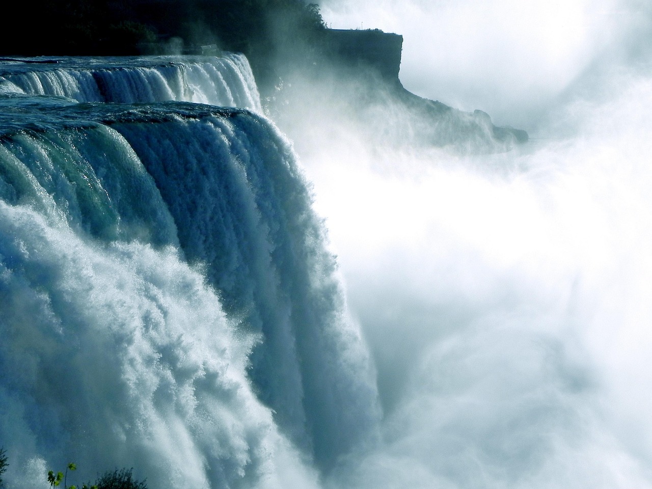 Scenic Lufubu Falls near the lodge